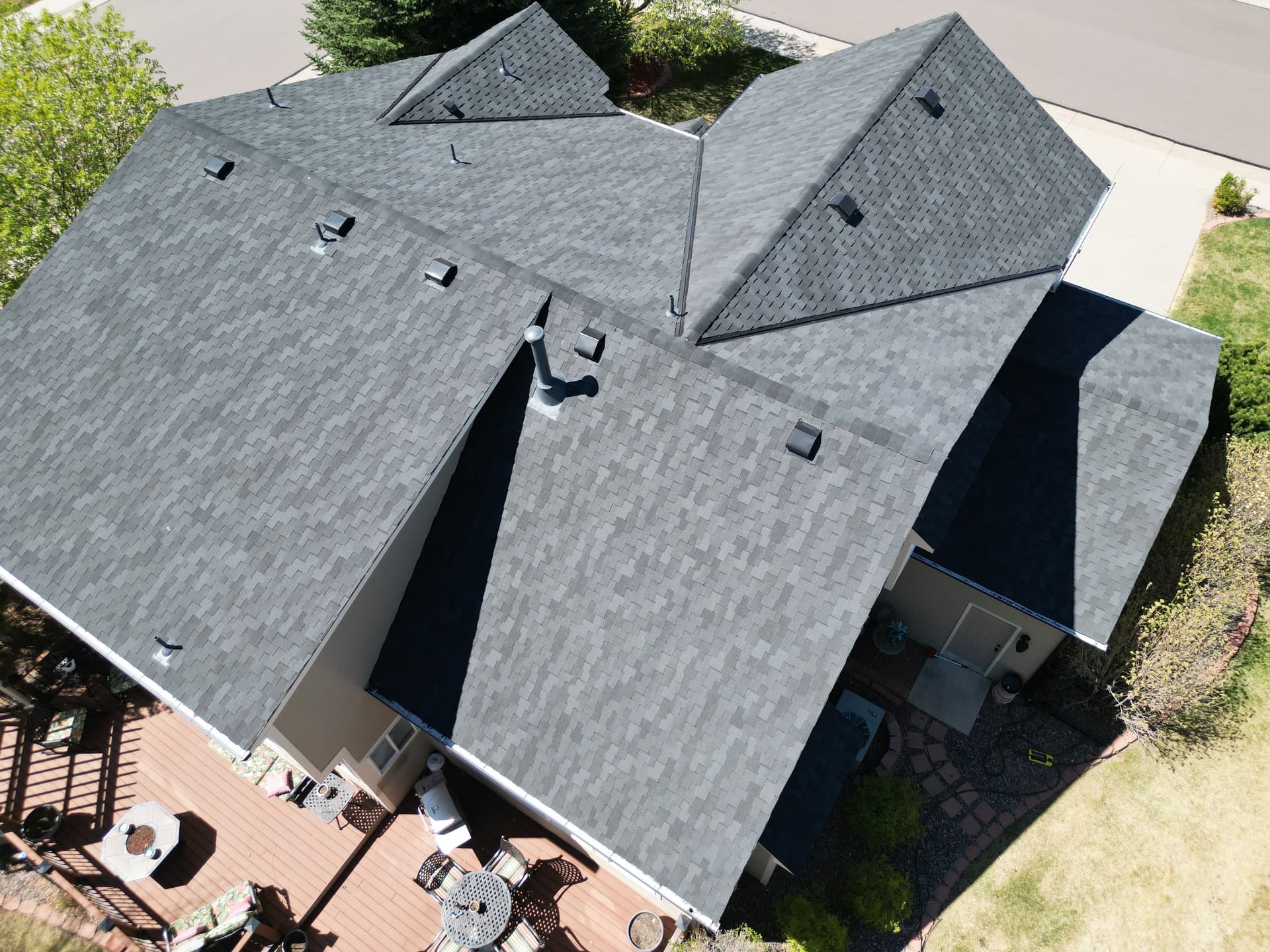 Gallery photos for GAF Grand Sequoia Shingle Roof Install on a Large Two-Story Home: Image #2
