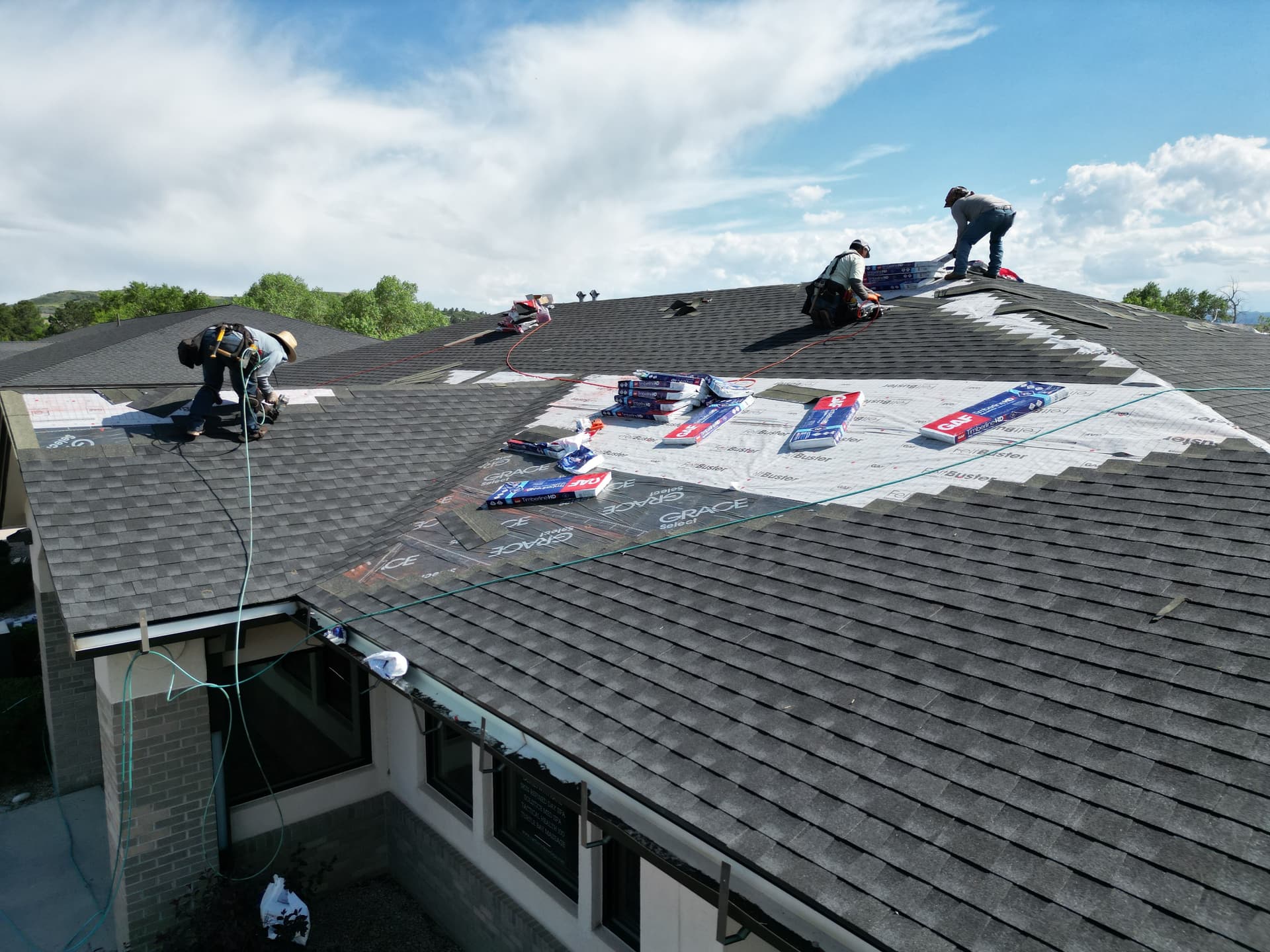 Gallery photos for Commercial Roof Replacement Done Right with GAF Timberline HDZ: Image #1